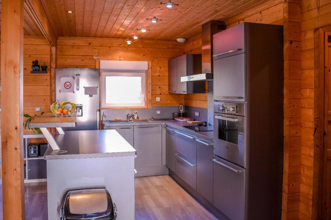 Insolite maison bois, wifi Netflix, au coeur de l'Argonne et des batailles de Verdun Chaudefontaine  Extérieur photo